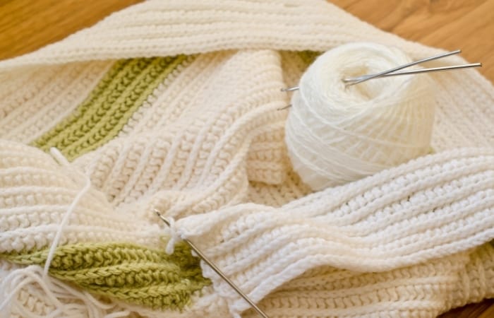 The Ultimate Guide To Choosing The Best Yarn For Your Crochet Scarf