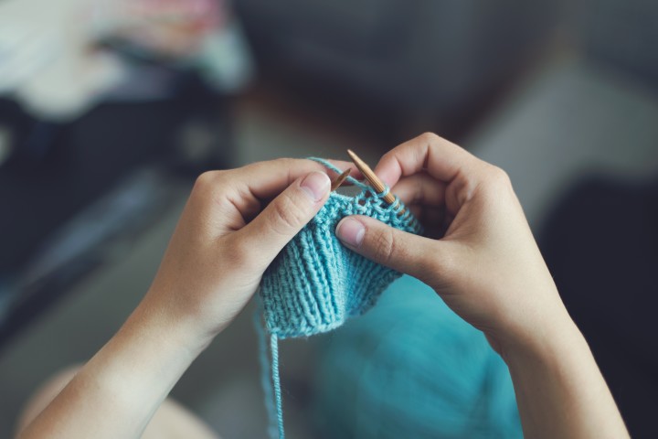 Mastering Knitting with One Needle: A Comprehensive Guide